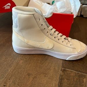 Brand new in box Nike Blazer Mid 77 in Phantom/Pale Ivory, youth size 3.5.